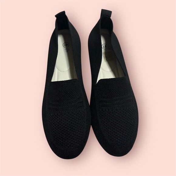 Women's Black Knit Loafers - Picture 1 of 5
